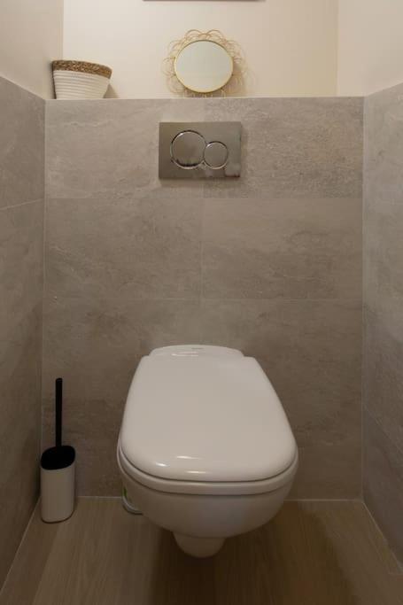 L16 Suite Malonat Vieux Nice 1 Min Mer/ 2 Chbres & Ac Buitenkant foto