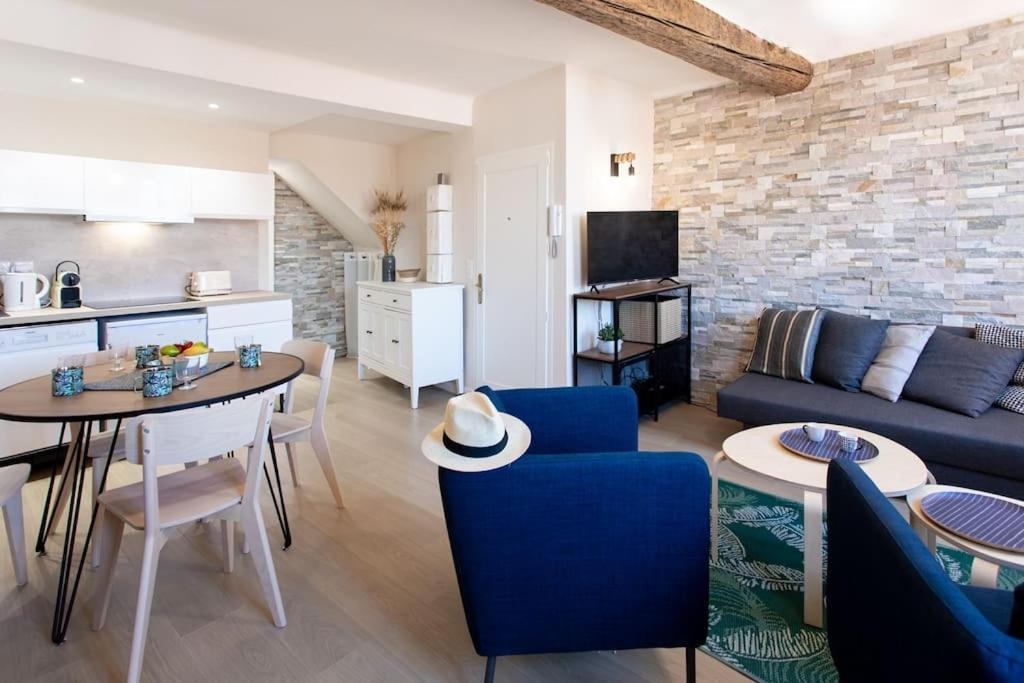 L16 Suite Malonat Vieux Nice 1 Min Mer/ 2 Chbres & Ac Buitenkant foto